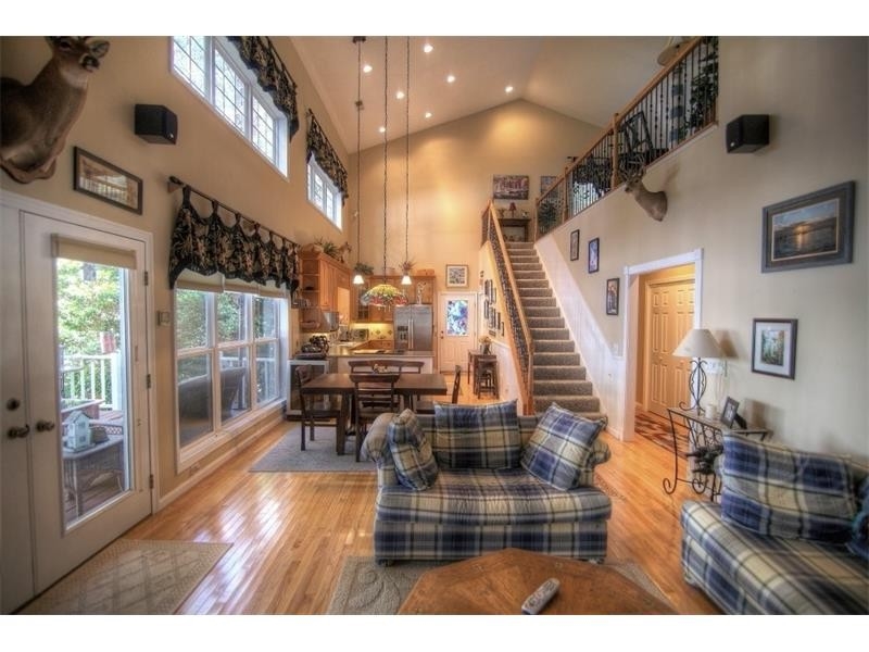 For Sale: 4933 Boat Club Dr Acworth, GA 30101
