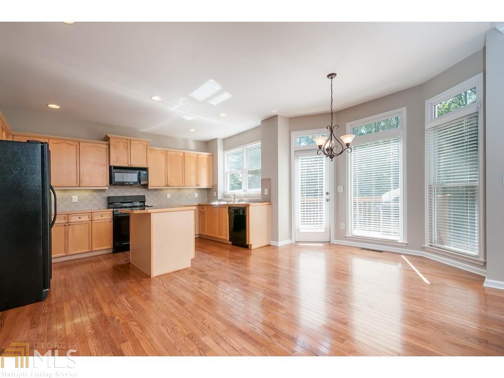 9295 Old Preserve Trl