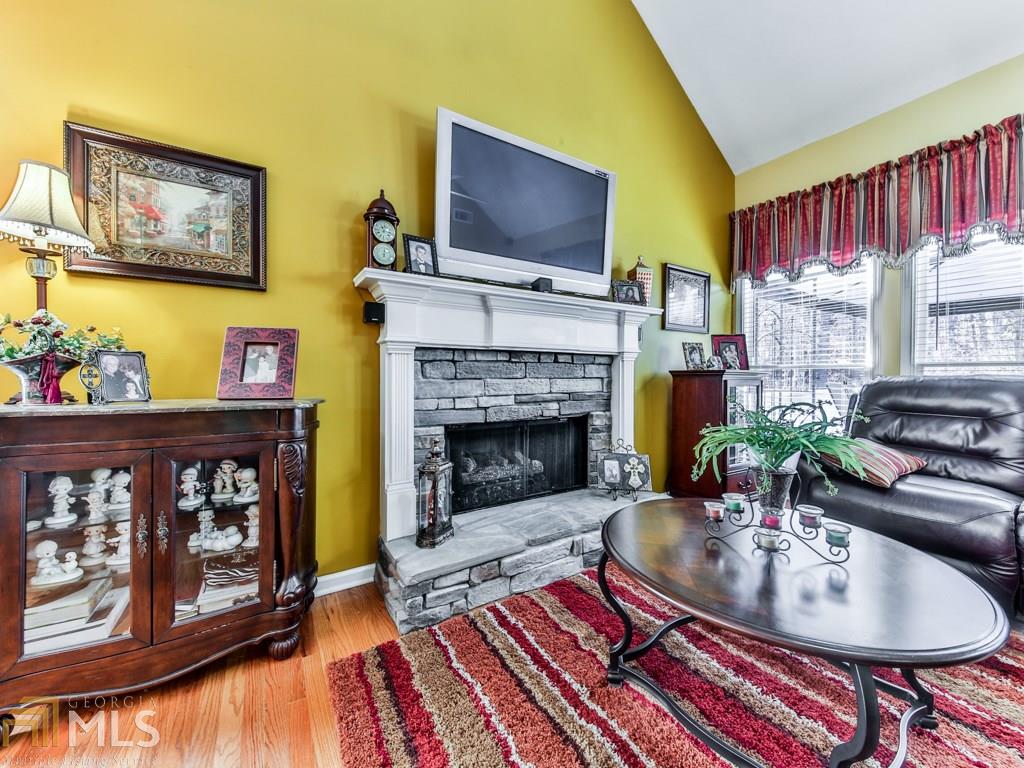 3081 Woodbridge