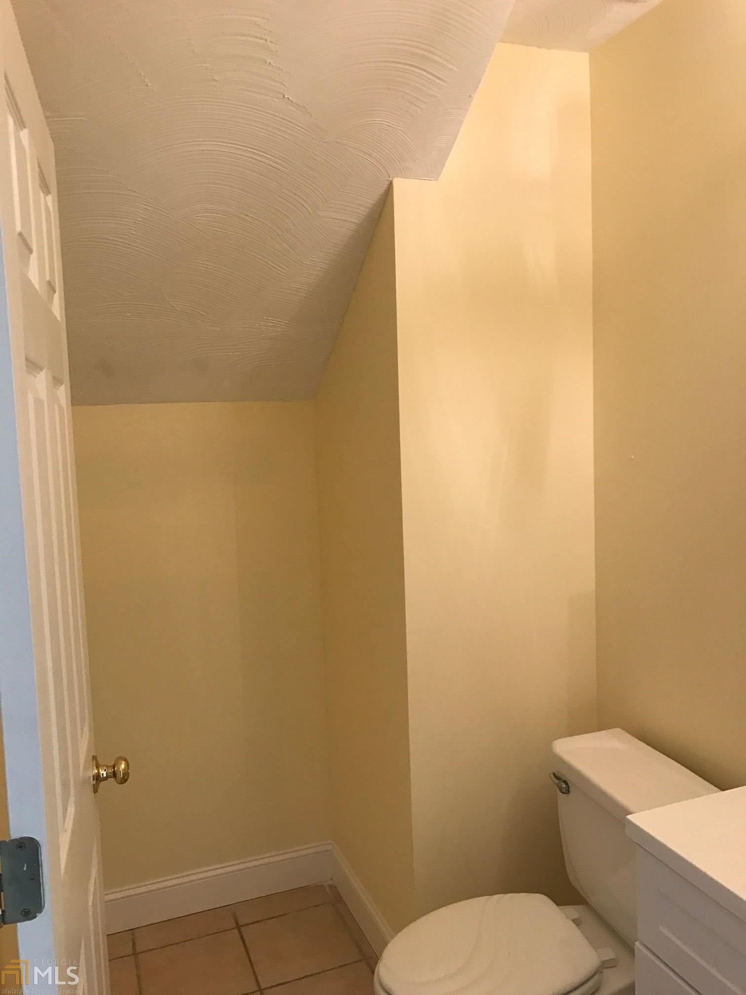 115 N Etowah Ln