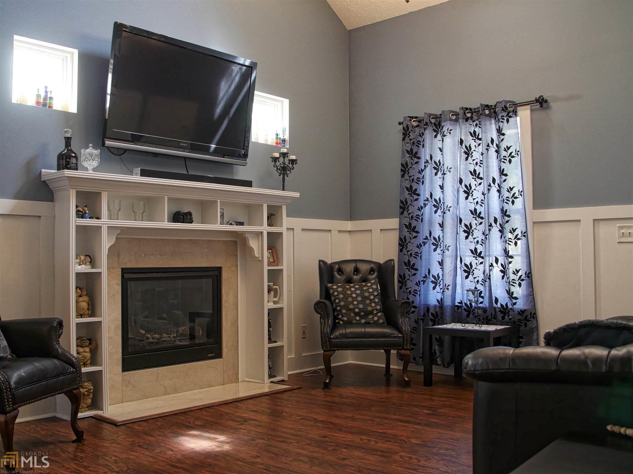 196 Ilex Dr