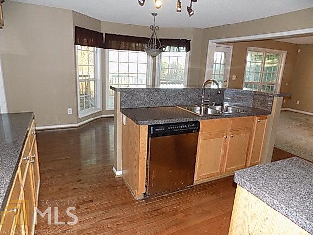 214 Candlewood Drice