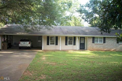 27 Fairfield Dr SW