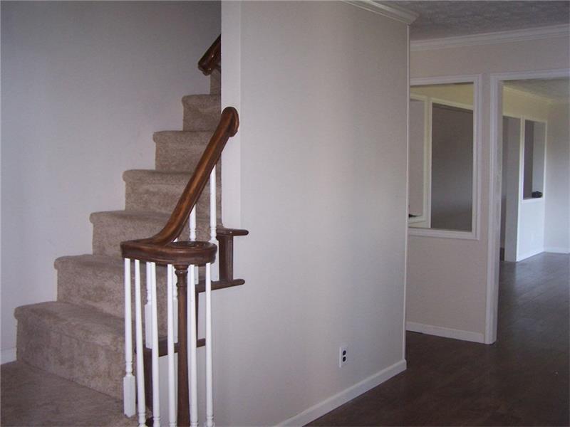 314 Bishop Rd NW