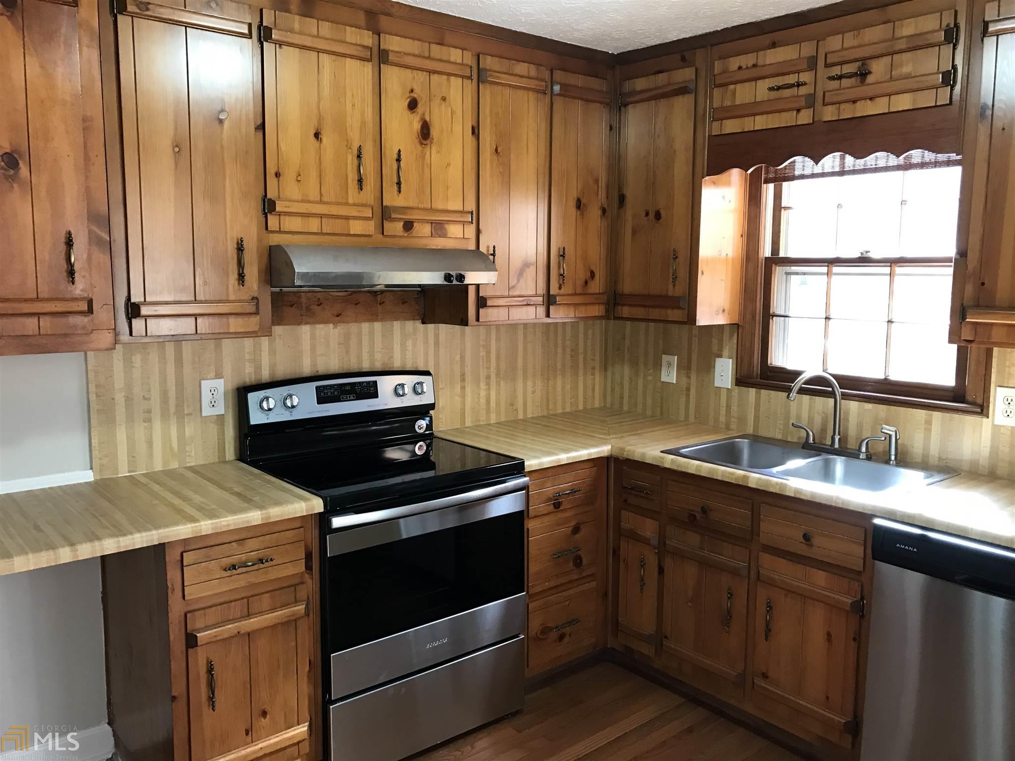 247 Oak Hill Ct
