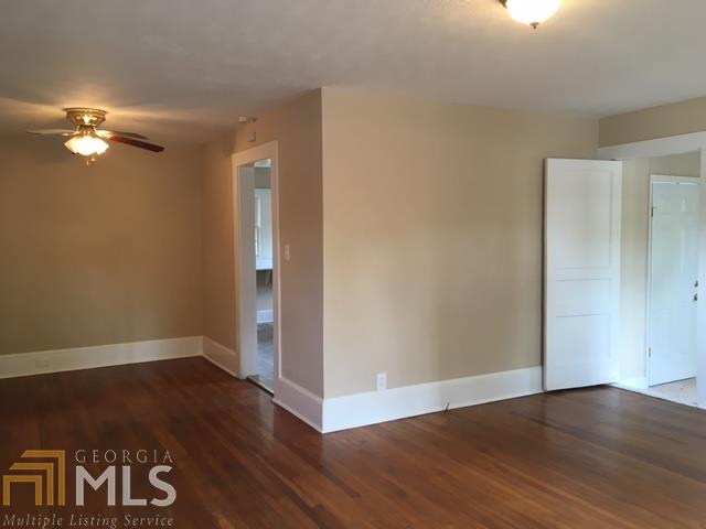 150 W Girard Ave