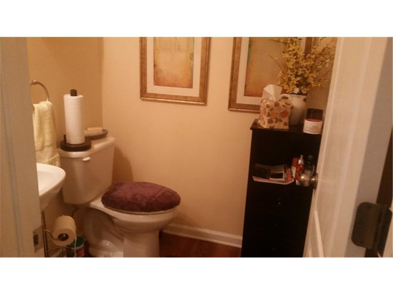 291 Twain Cir SE