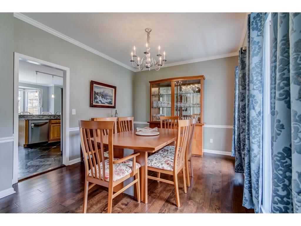 919 Wandering Vine Dr SE