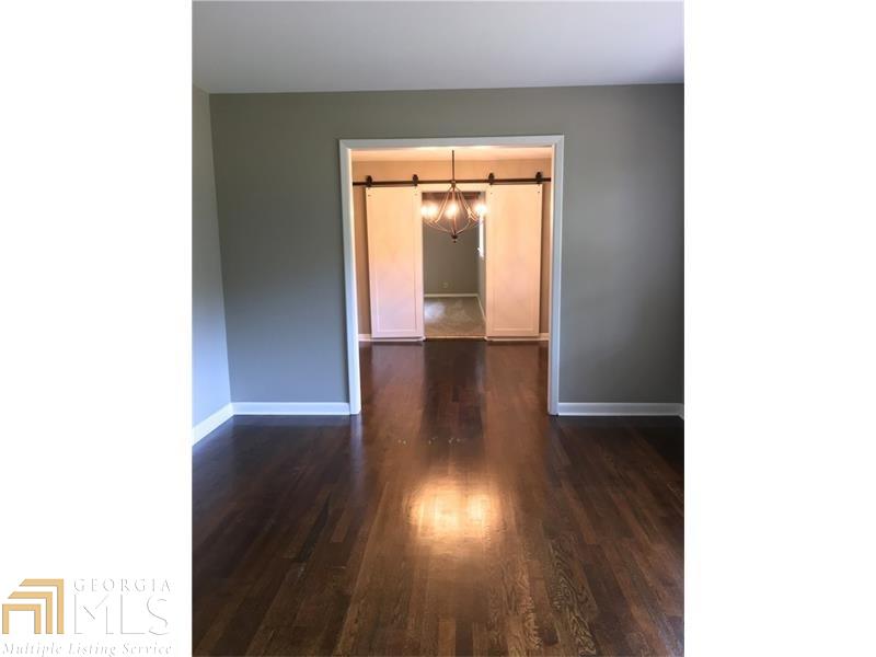92 Douglas Dr