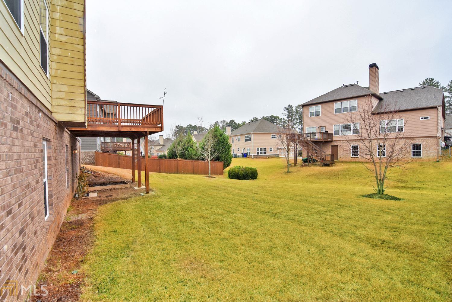 2958 Robinson Frst