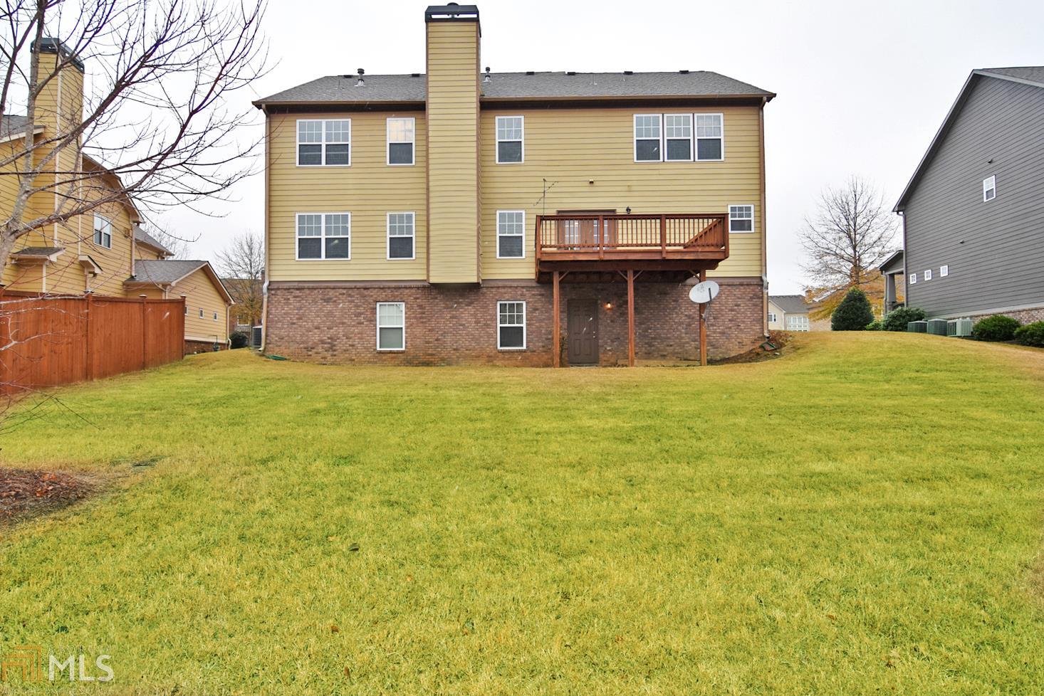 2958 Robinson Frst