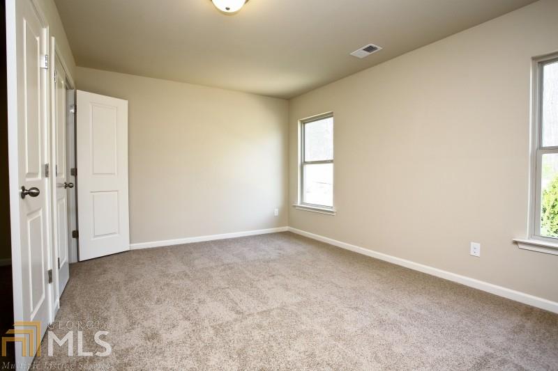 5077 Manning Dr #15