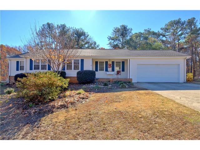 6877 Laurelwood Dr