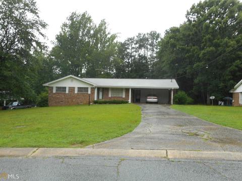 3310 Stoneybrook Dr