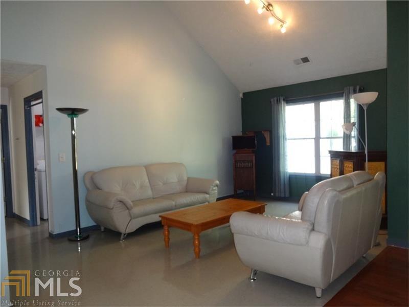 35 Pooles Bend Way