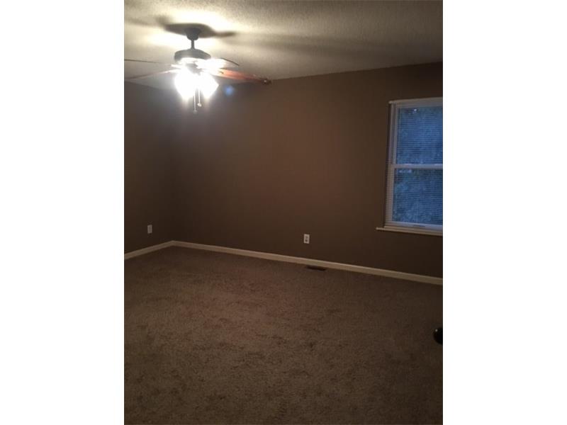 12 Setters Pointe