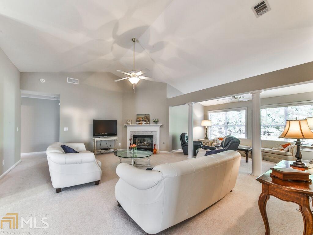 1958 Westover Ln