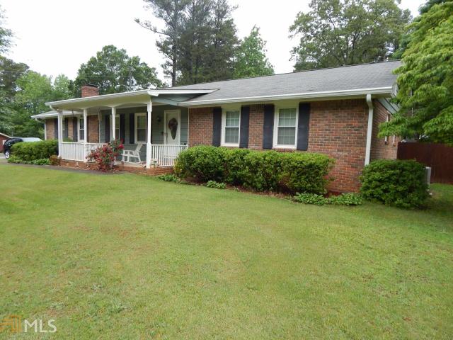 3700 Stonewall Dr