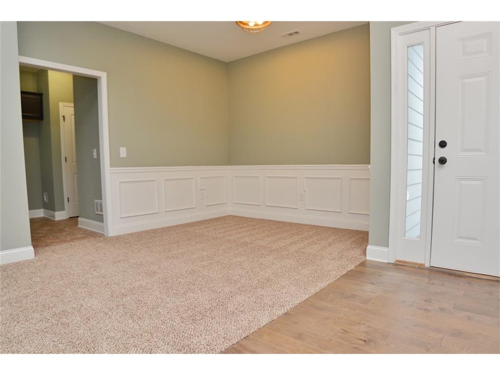 261 Swan Dr