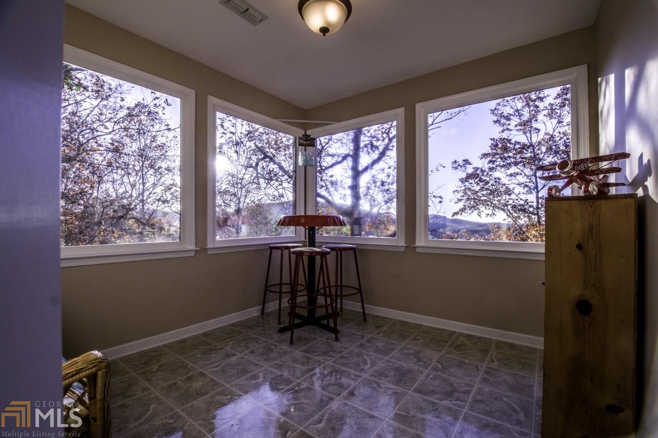 18 College Park Dr