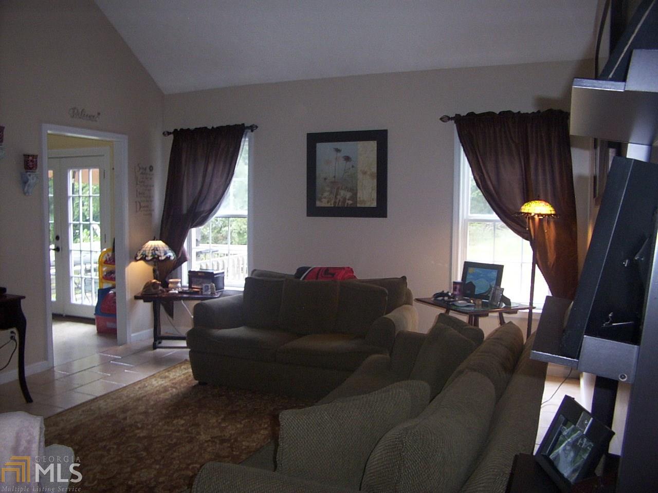 118 Fawn Ln