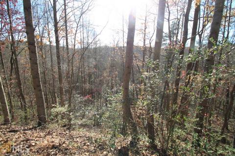 270 Lakeside Dr