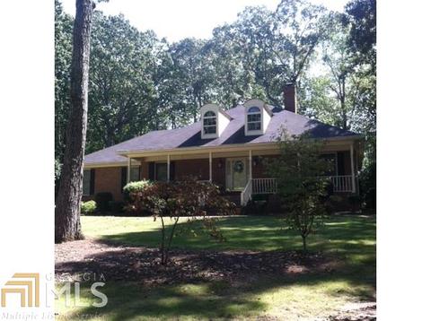 87 Laurel Lake Dr