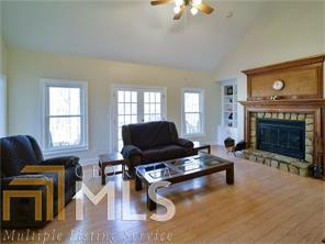109 Hickory Village Cir #5