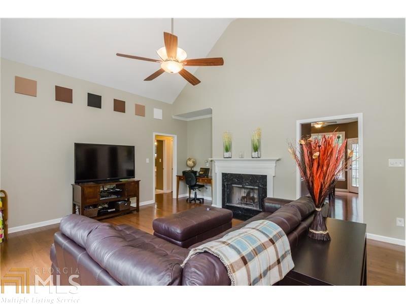 303 Dane Dr