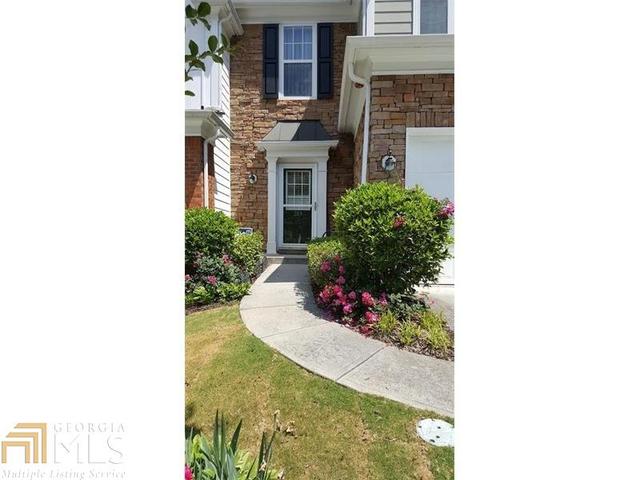 308 Village Cir
