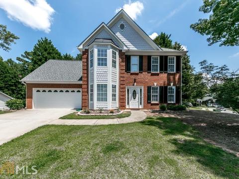 303 Lismore Ter