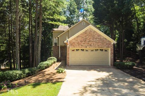 303 Lismore Ter