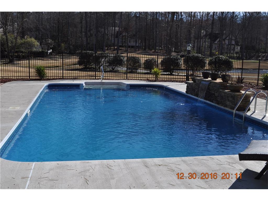 500 Birkdale Dr