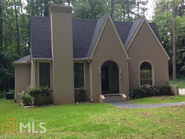 560 Crescent Rd