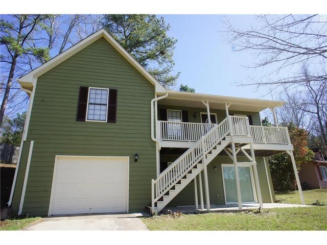 1570 Leonard St #136
