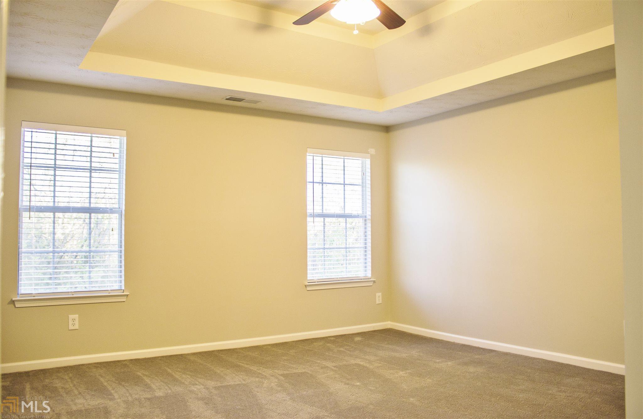 1554 Leonard St #140