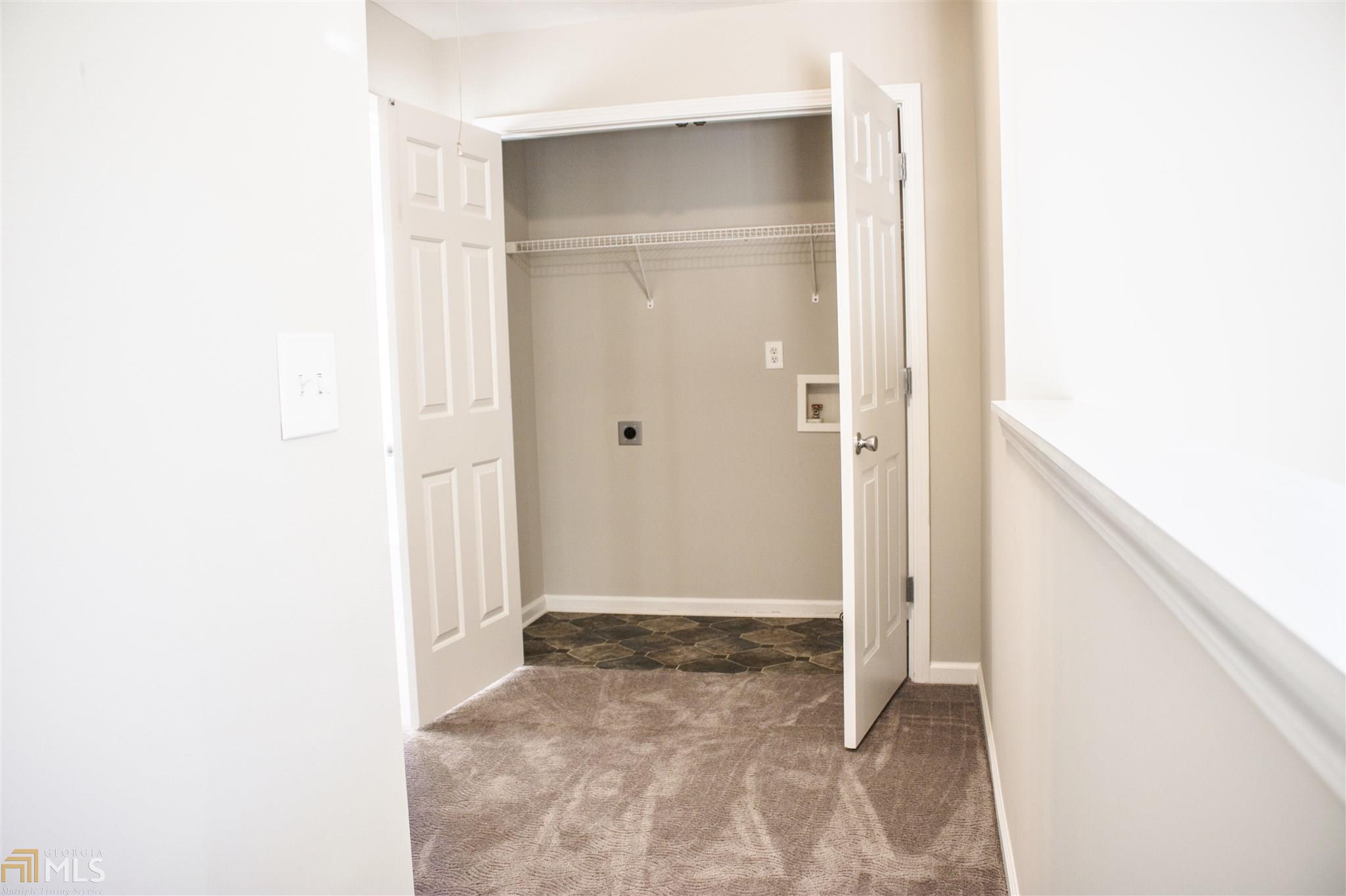 1554 Leonard St #140
