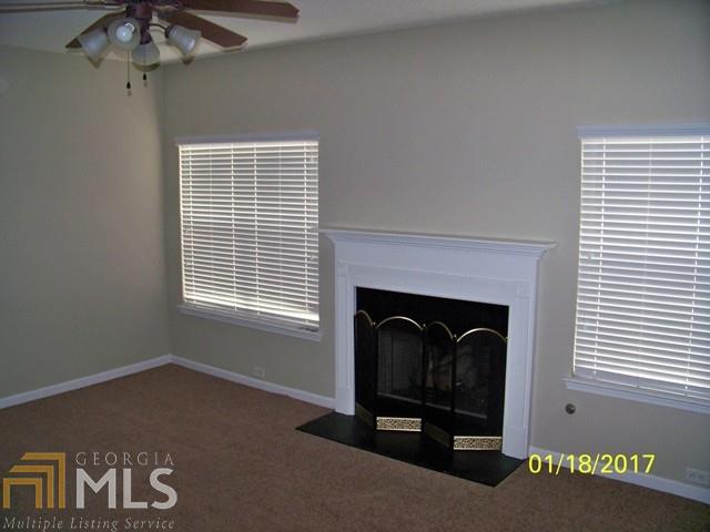 2016 Elm Grove Ln