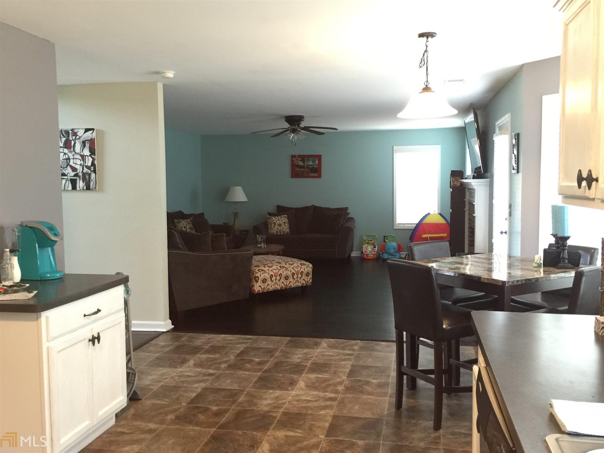 107 Clearwater Dr