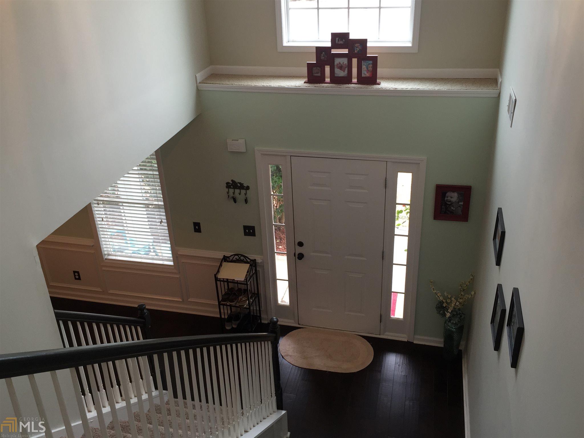 107 Clearwater Dr