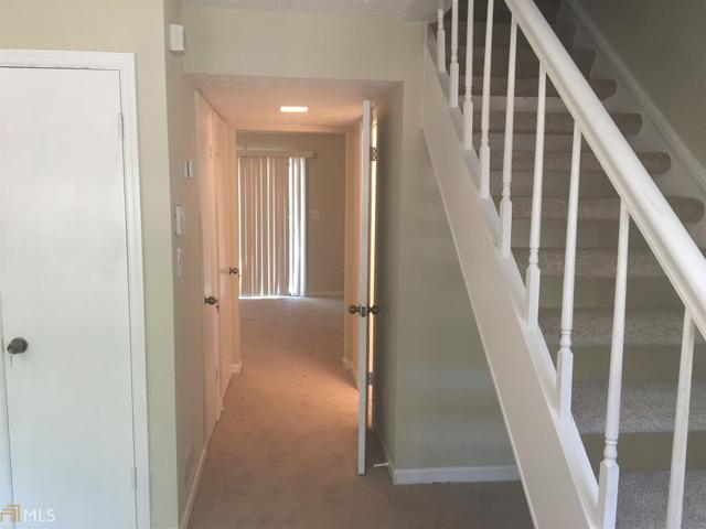 6477 Northridge Way