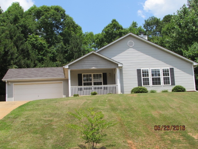 For Sale: 113 Woodstream Trl Lagrange, GA 30240