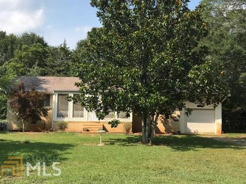 210 Knob Hill Dr