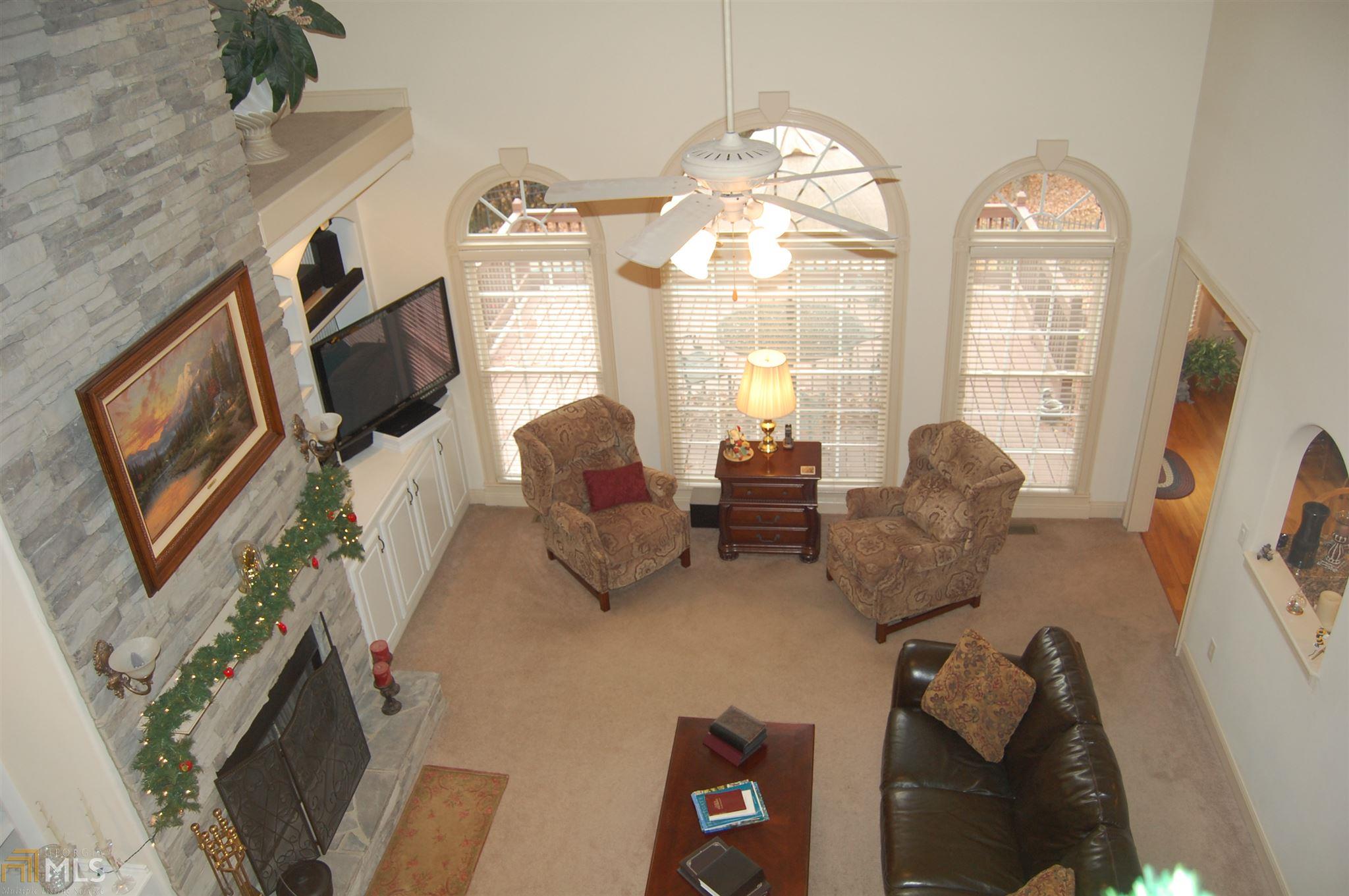 1034 Laurel Ridge Dr