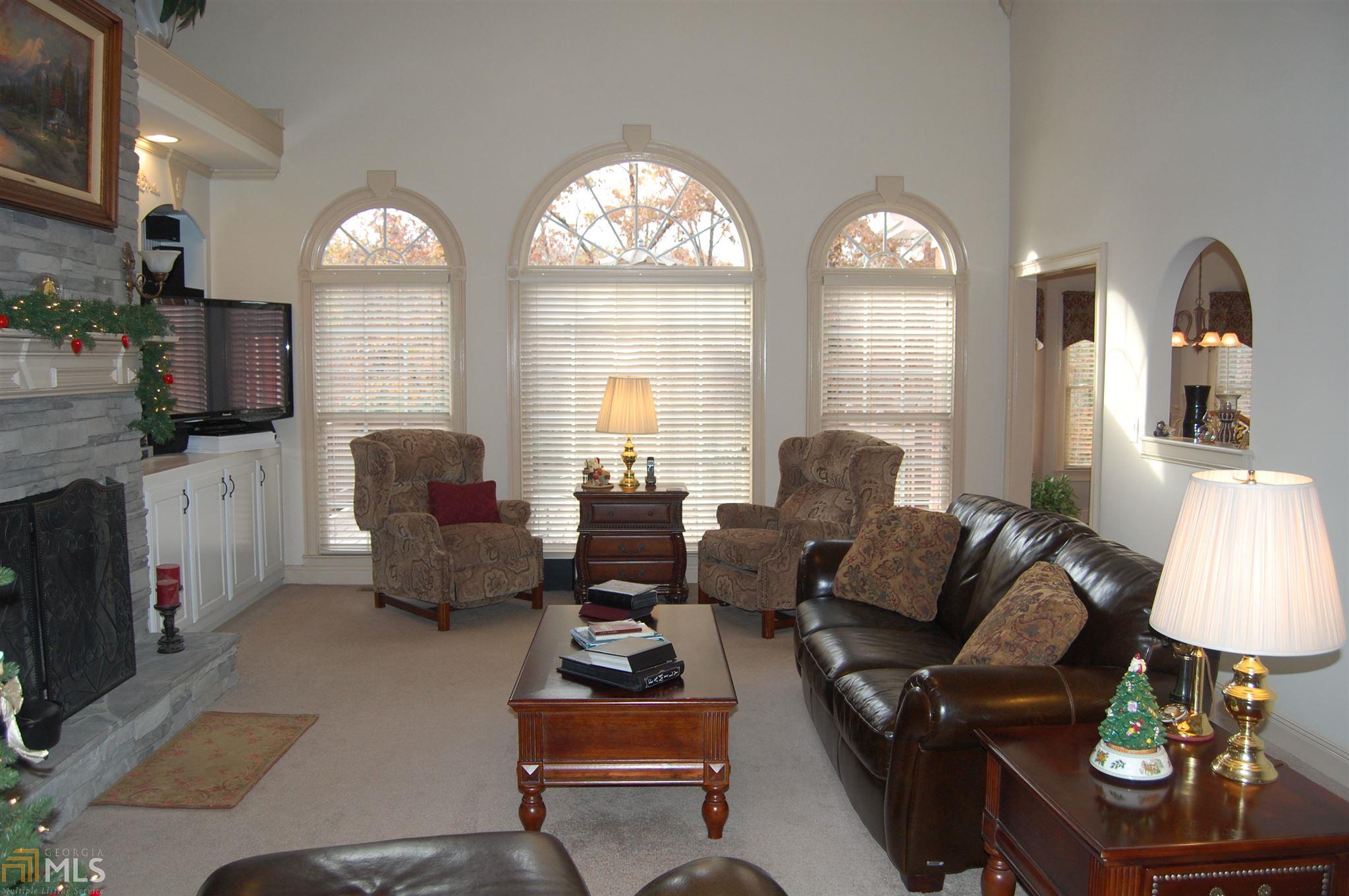 1034 Laurel Ridge Dr