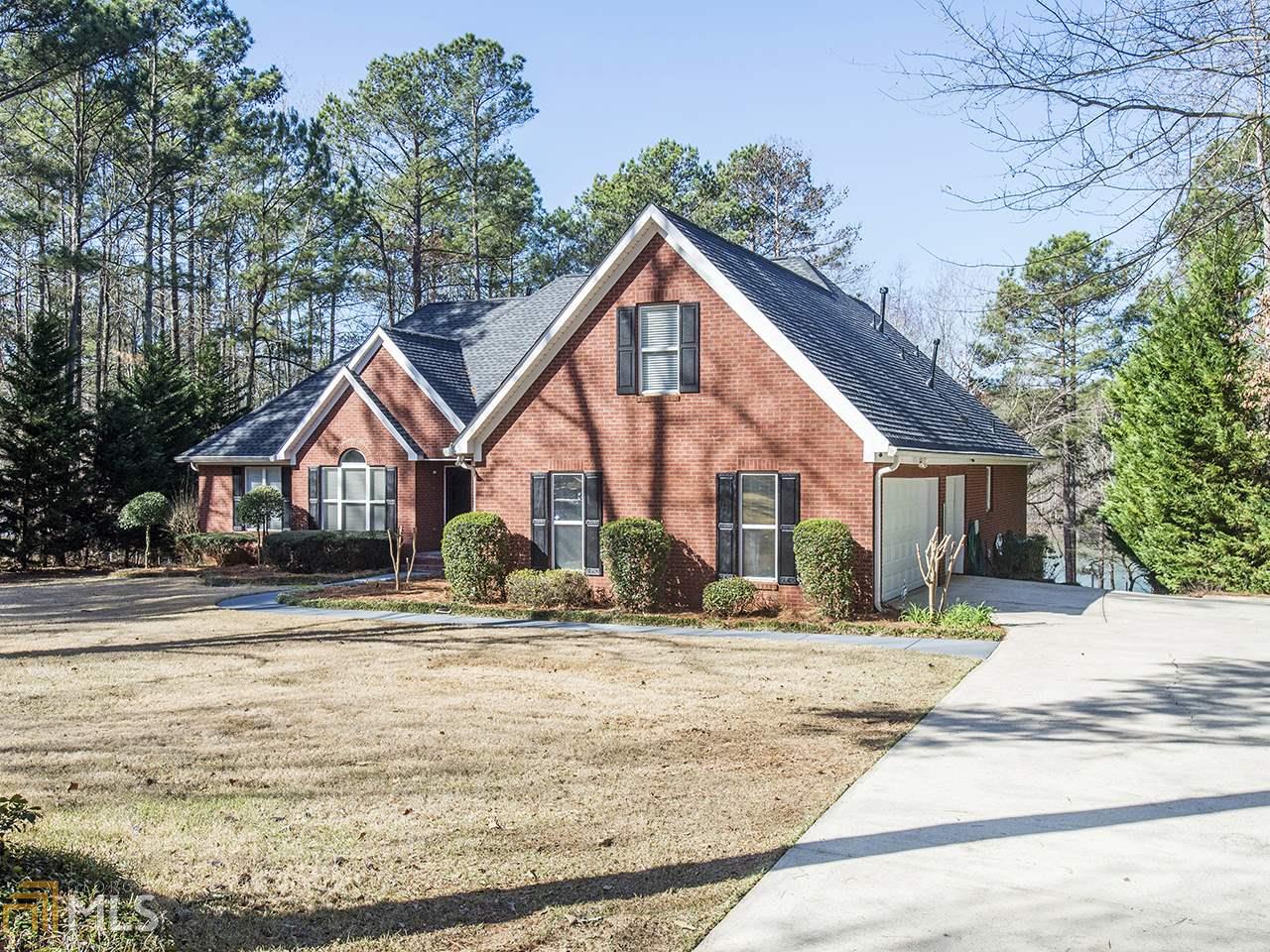 910 Champions Way