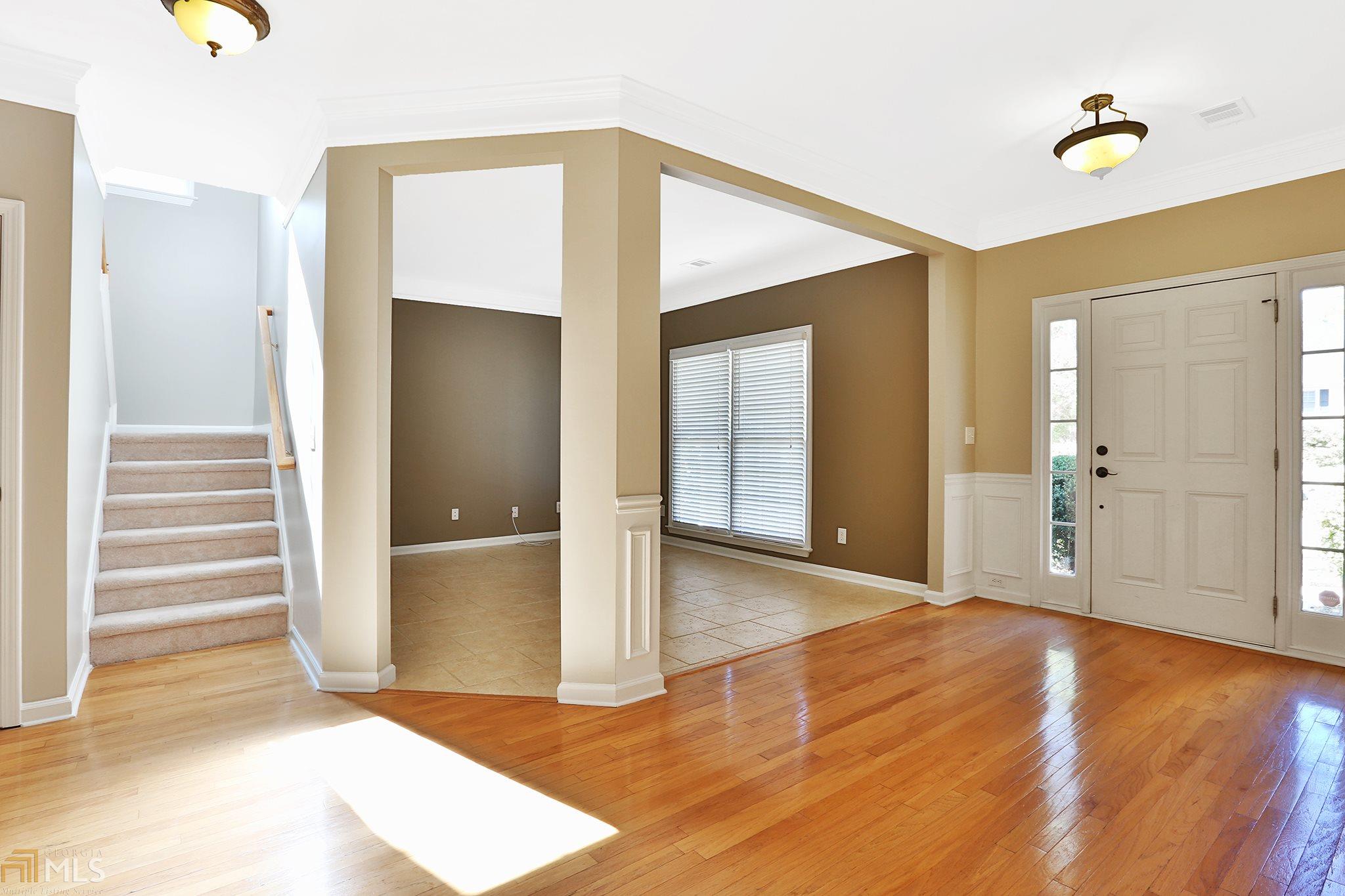 34 Lake Forest Dr