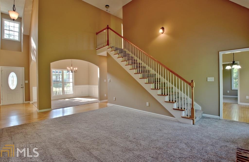 102 Southwind Cir