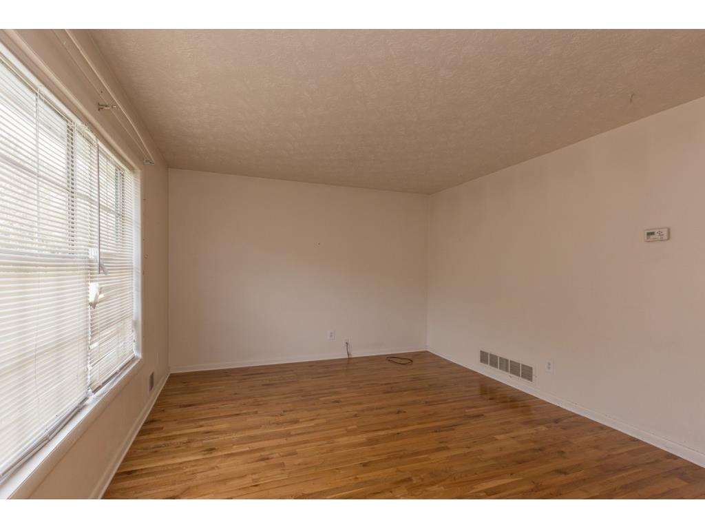 6849 Fielder