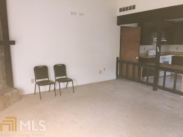 3146 Caliente Ln